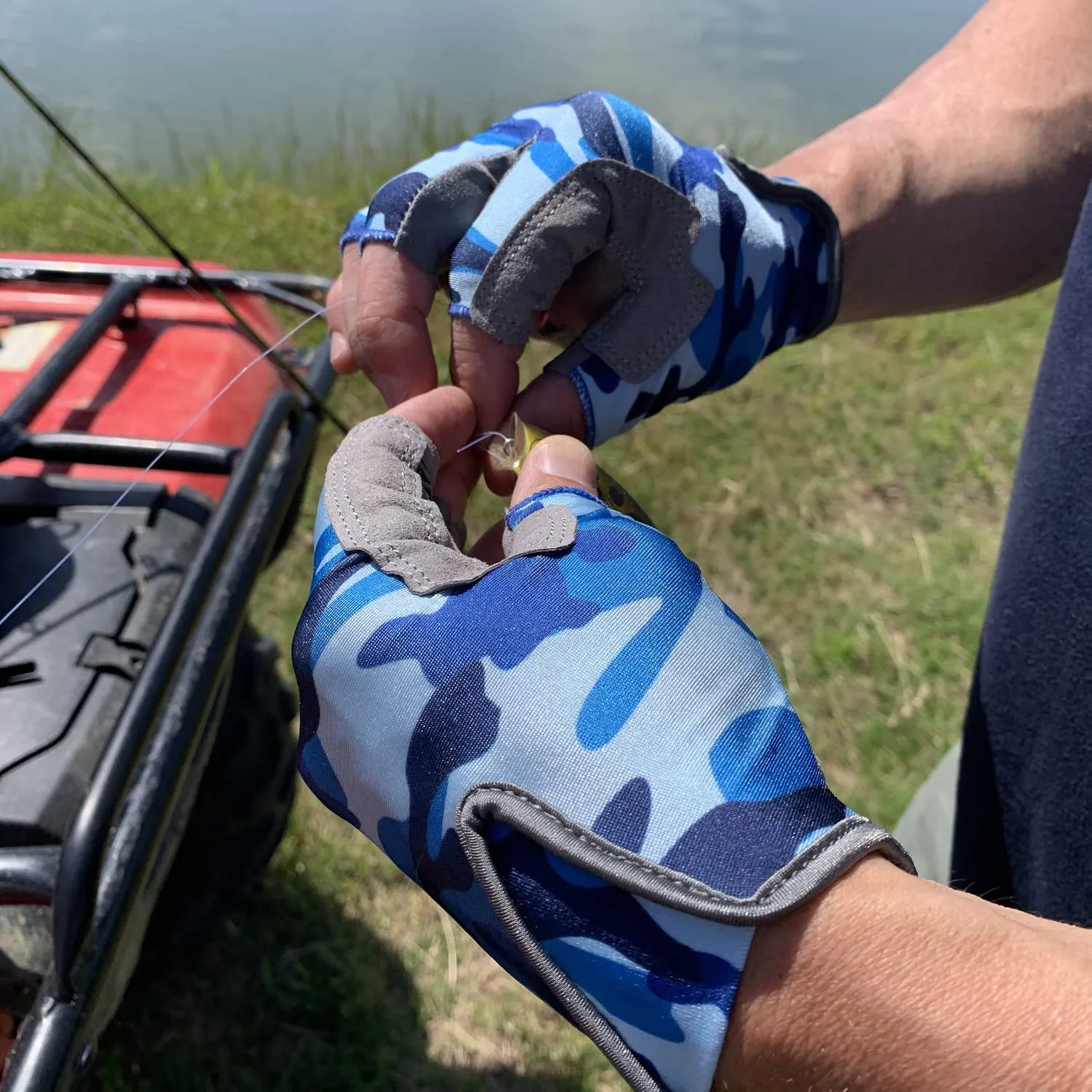 Blue Camo Fingerless Fishing Gloves