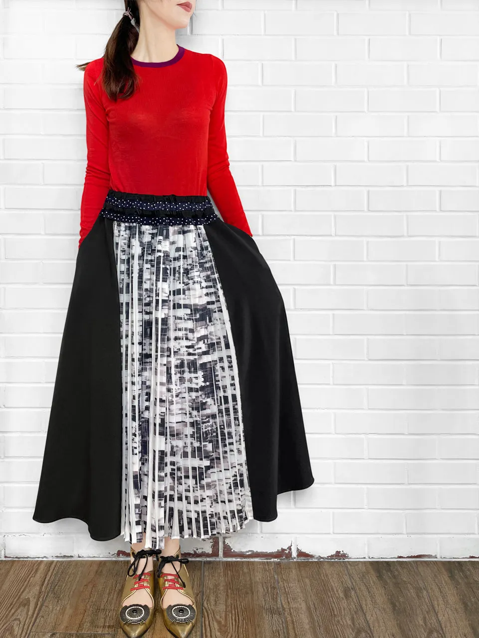 Final Sale! Mixed Media Pleated Front & Back Midi-Skirt