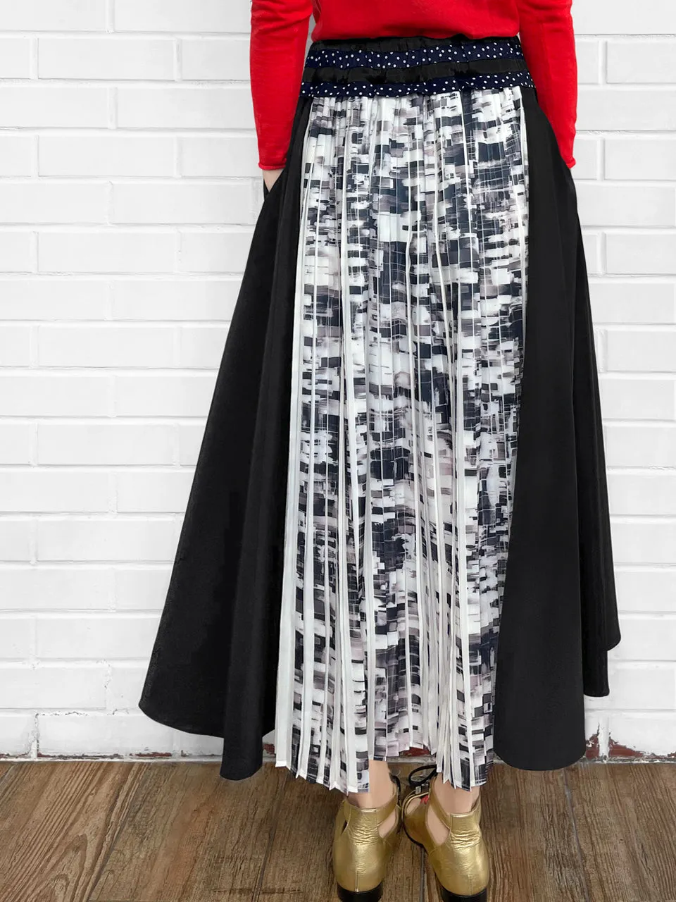 Final Sale! Mixed Media Pleated Front & Back Midi-Skirt