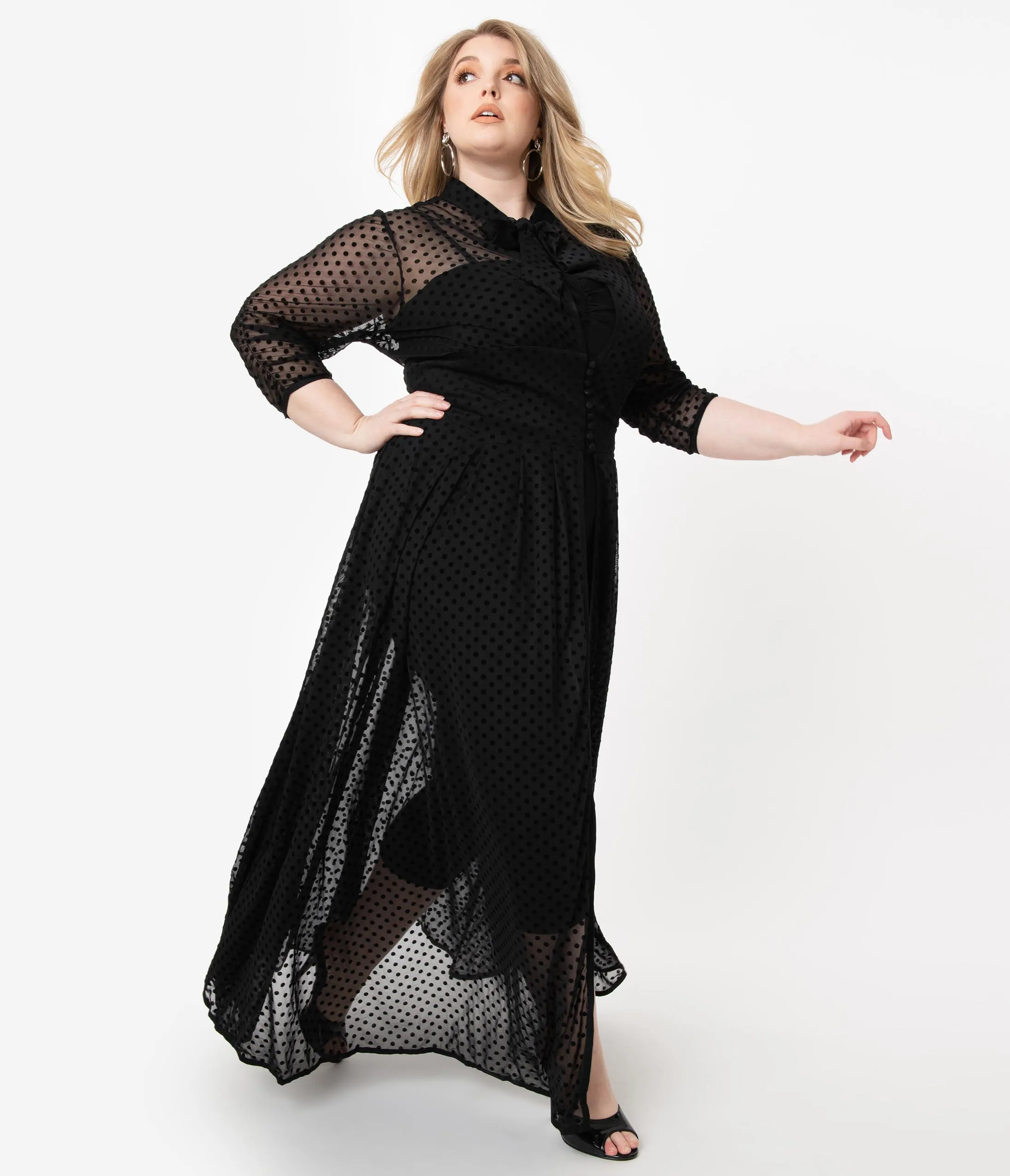 I Love Lucy x Unique Vintage Plus Size Black Swiss Dot Starlet Duster