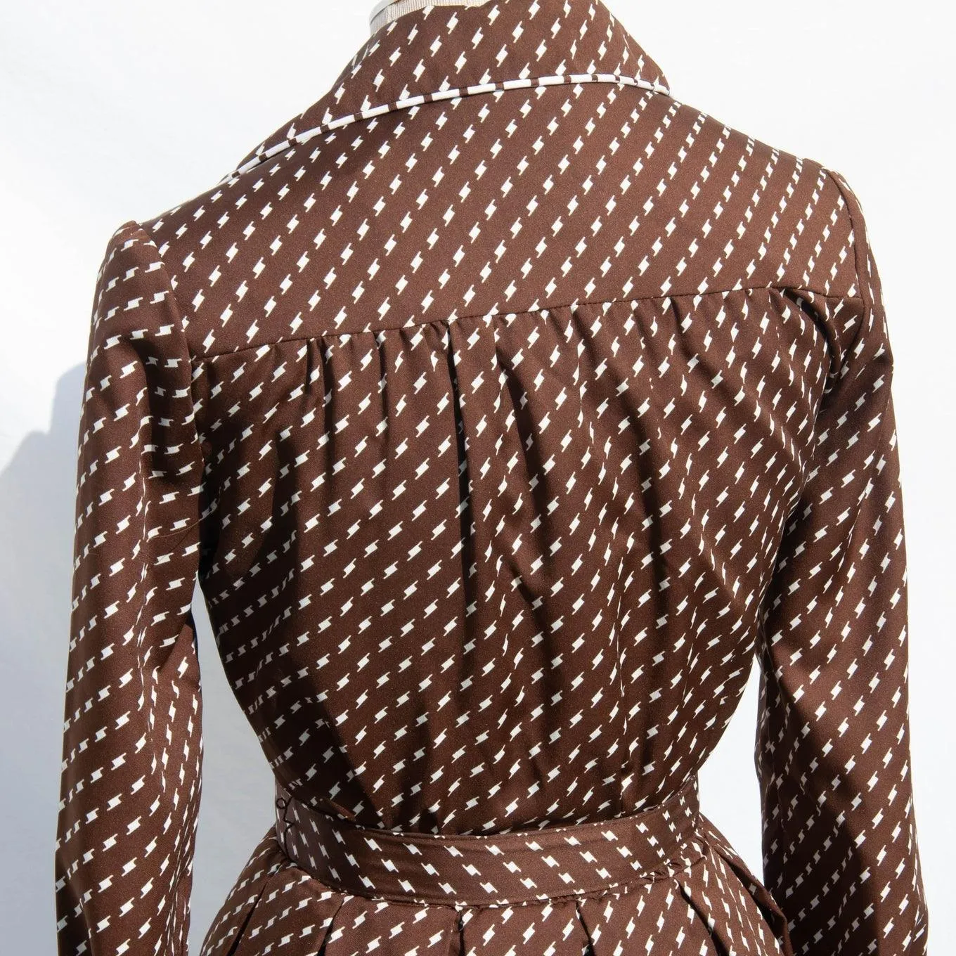 JO LESTER 1970's Brown and White Graphic Secretary Dress | Size S-M