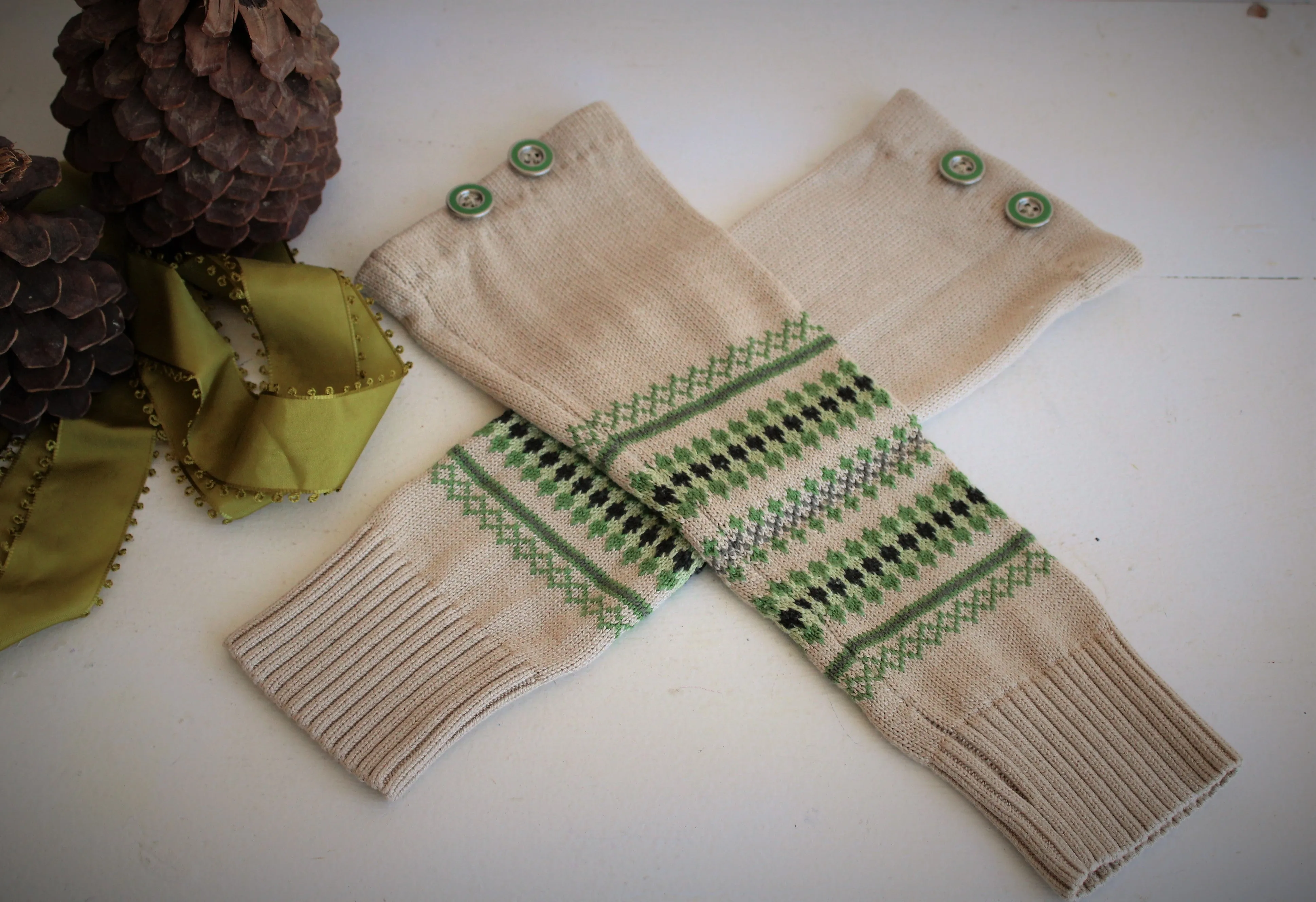 The Viking Spring Fingerless Gloves