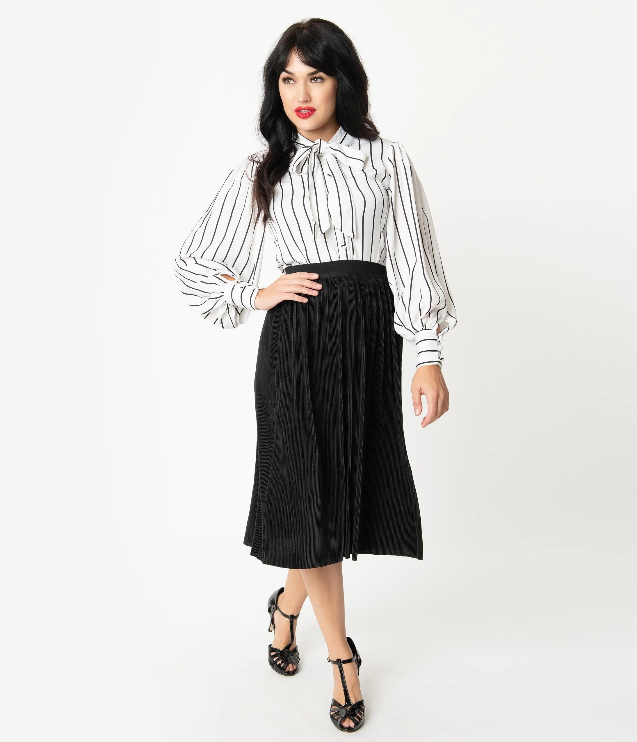 Unique Vintage Black Pleated Susie Skirt