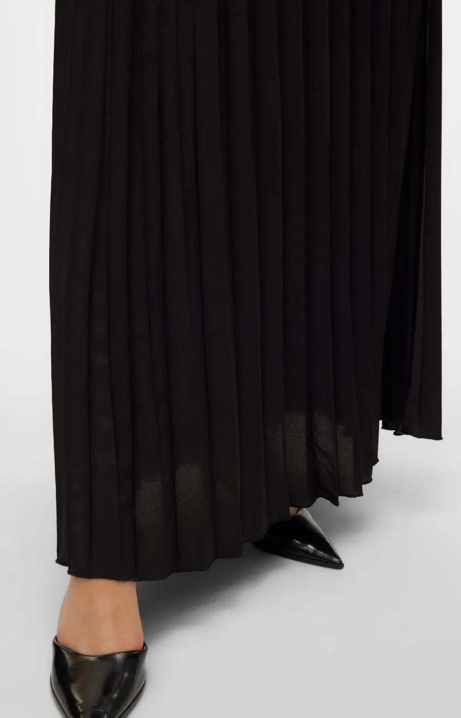 Vero Moda Curve Soma Long Pleated Skirt