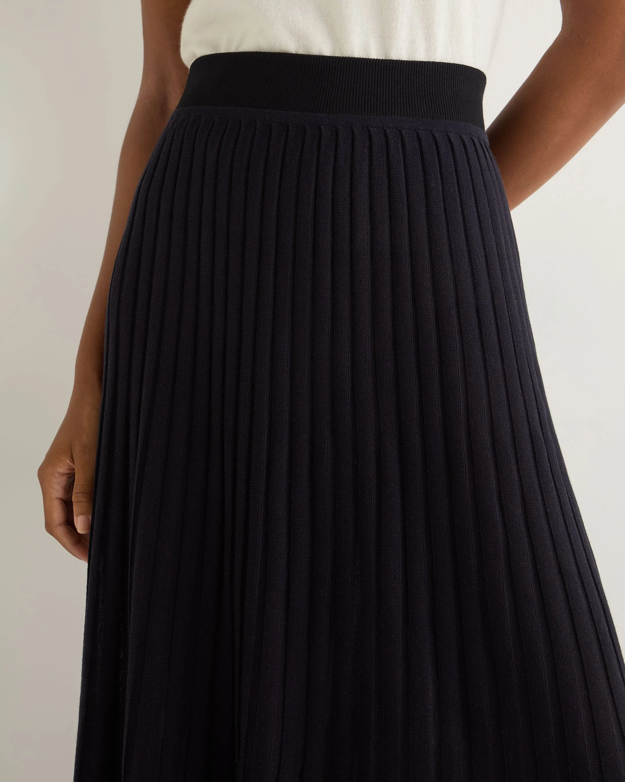 Women's Superfine Pleated Cashmere Silk Skirt Navy Blue